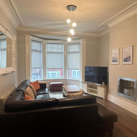3 Bedroom Property Close To Beach Саут-Шилдс Екстер'єр фото